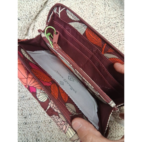 Vera Bradley Ultimate Wristlet Purse Pushlock Wallet Trifold - Picture 4 of 4